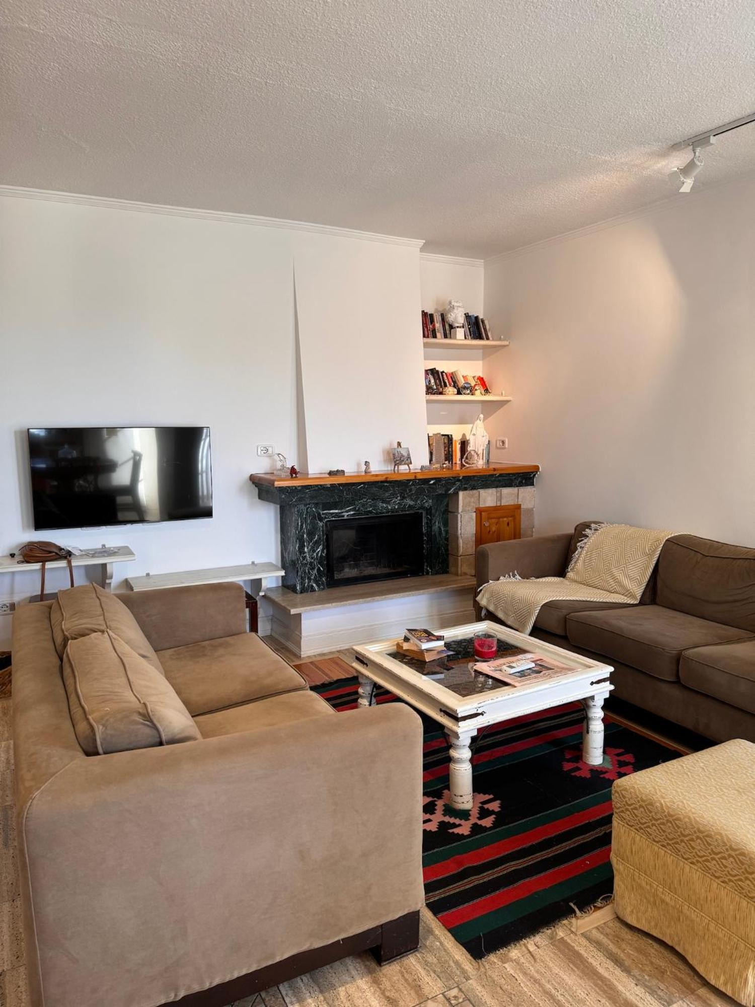Apartment Cozy Vintage Modern Gem Tirana